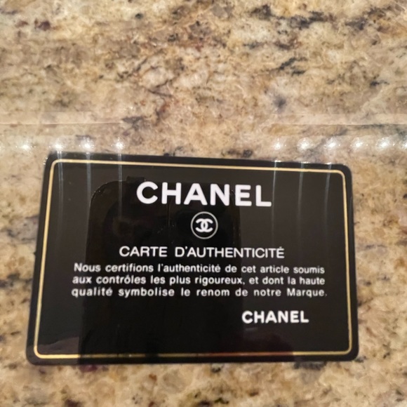 Classic Chanel Single Flap Quilted Lambskin Jumbo - Picture 7 of 10